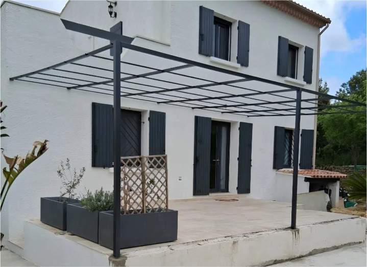 Pergola métallique Miramas